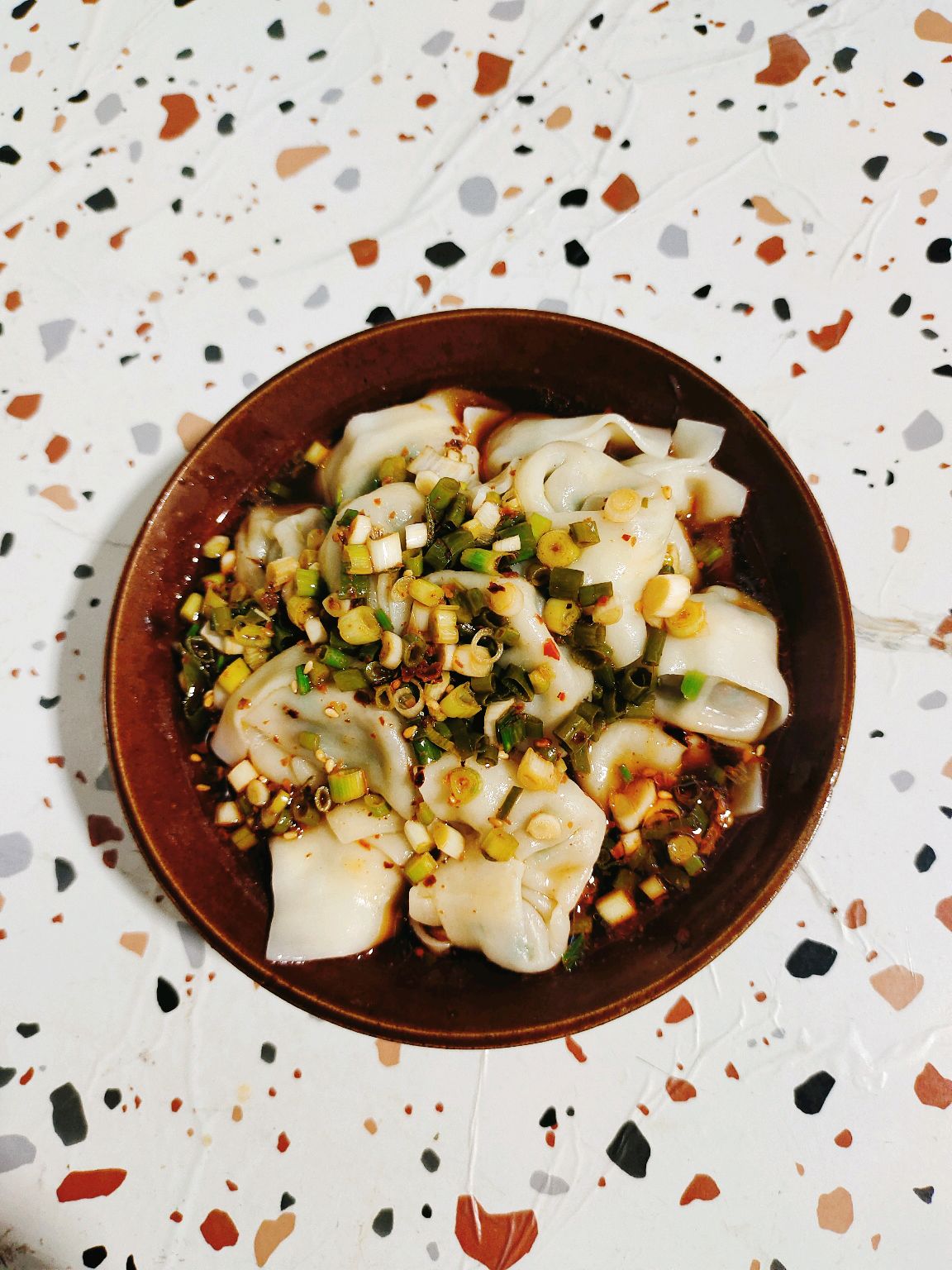 饺子|酸辣鲜香，妙趣横生的捞汁酸汤水饺，尽情领略美味与创意的融合！