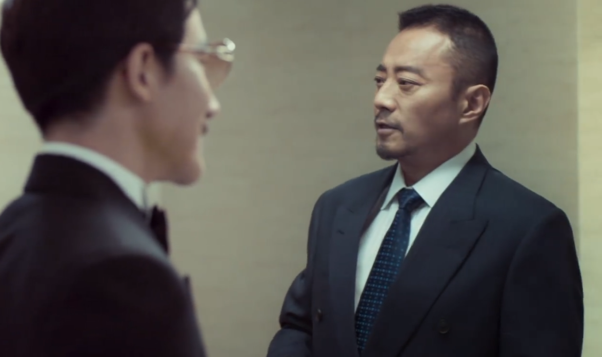 《莫斯科行动》成演技照妖镜：戏骨演技惊艳四座，年轻演员太出戏