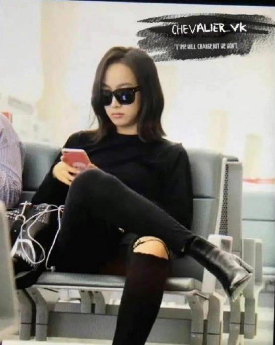 杨洋|杨洋和王楚然恋情被实锤？海边激吻、甜蜜共度4天3晚，疑似因戏生情