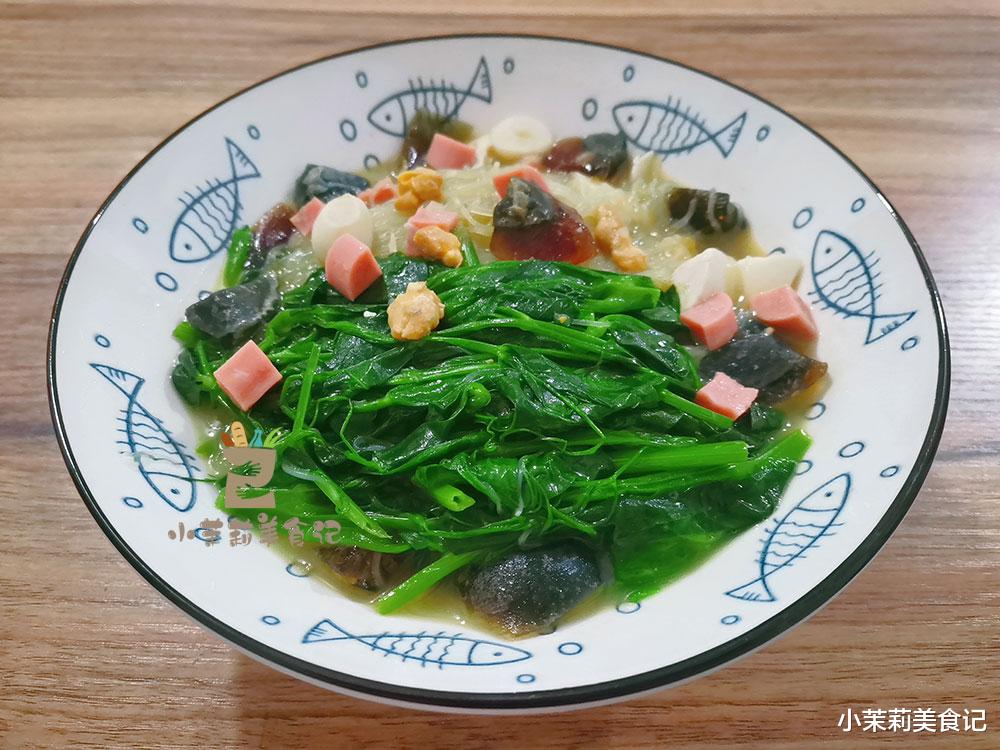 |一通便，二抗菌，三养肝，四护肤，钾和钙含量高，冬天使劲吃，鲜美可口正当季