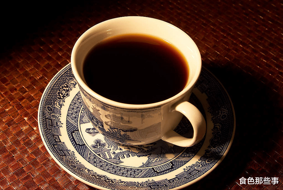 |和拿破仑一起用餐，你能吃到哪些美食？盘点拿破仑最爱吃的食物