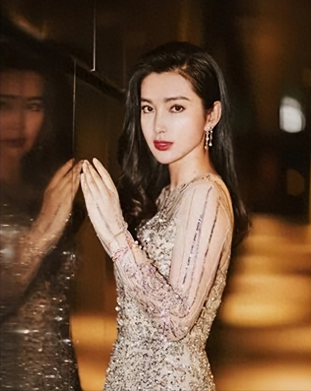 李冰冰：我和你接吻、拥抱、洗澡的戏都拍了，是不是要对我负责