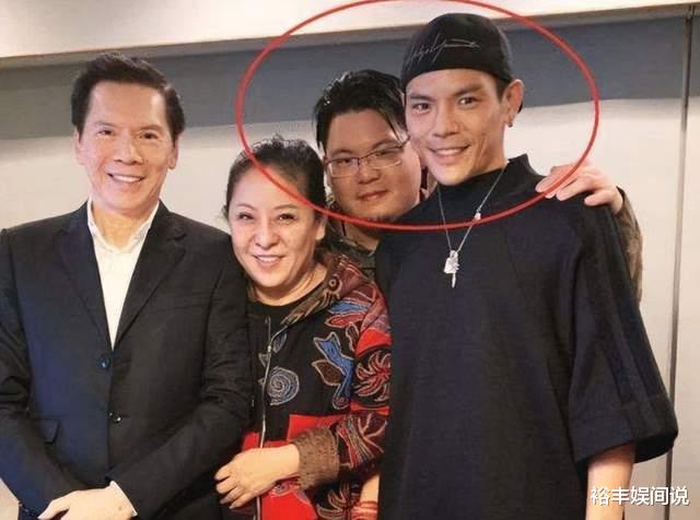 向太|情人节向太秀恩爱!分享超过8000万钻石名称的由来:我是中国人我自豪