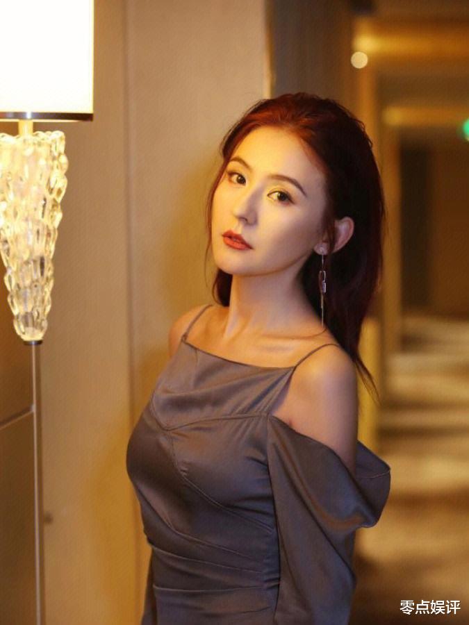 西域美女热依扎:隐婚生子的她个性独立,不顾网络暴力勇得飞天奖