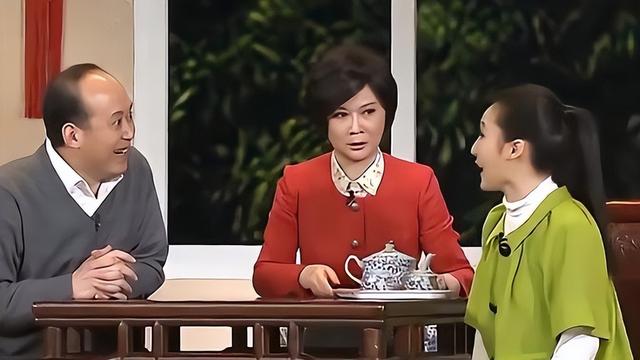 蔡明|从“小品女王”到被喊“滚出春晚”，蔡明到底哪里做错了？