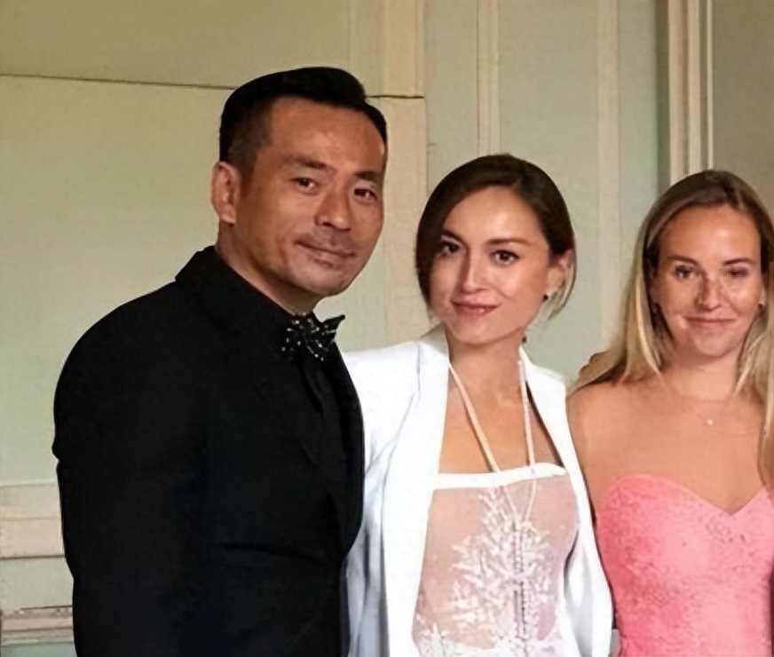 玉兰油女神的过往史:给富豪五年连生四娃,拿5亿分手费