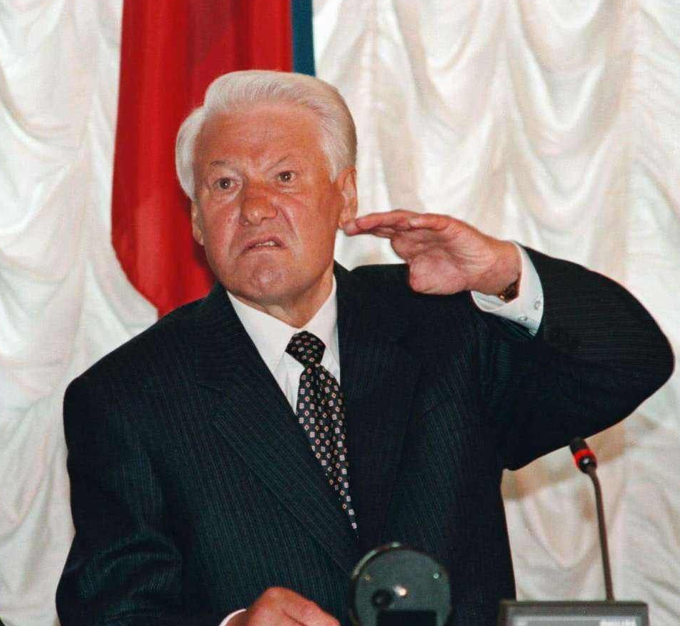 叶利钦做了什么?对华有何贡献?为何说发他一吨大勋章都不过分?