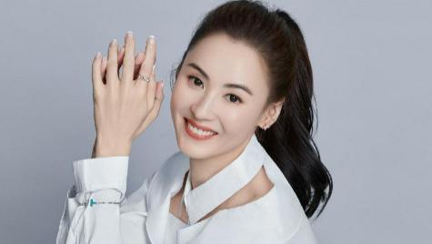 张柏芝的瓜，有点大...