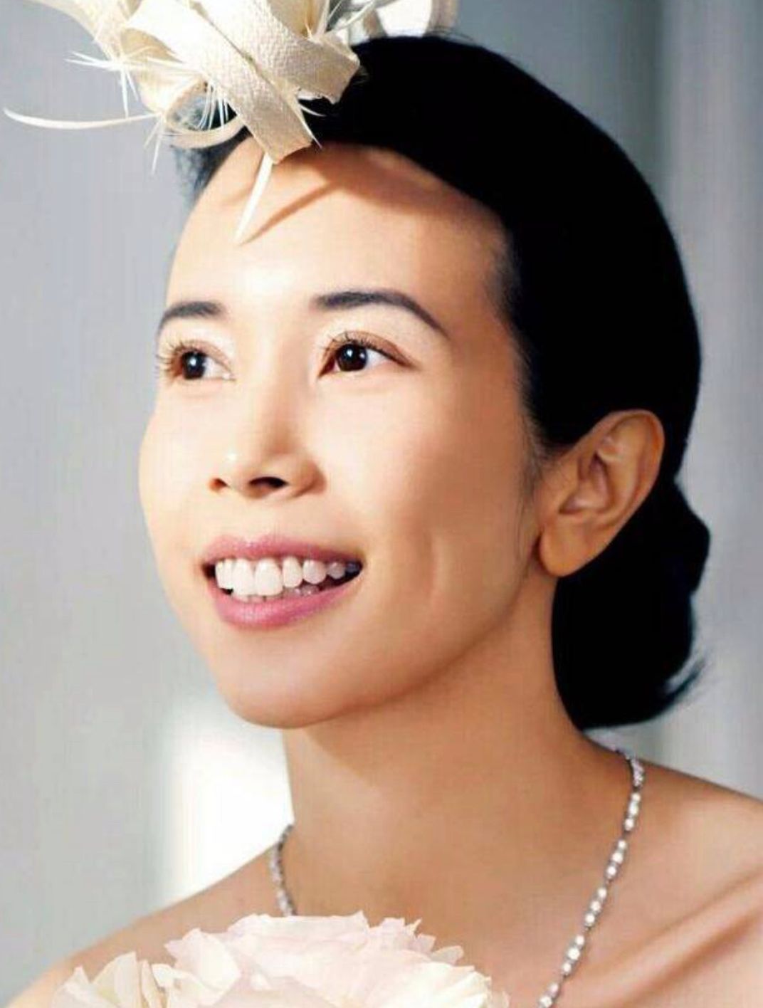 长裙 别被“美人三分龅”骗了！同样是“嘴凸”，这3种类型差别太大了
