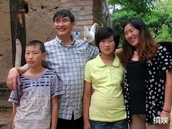 陈亚男|看似精明的陈亚男,与大衣哥“智斗”到最后,才知道现实有多残酷