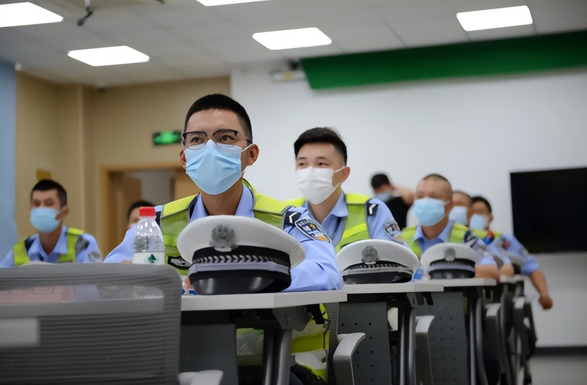 招聘|“年薪制”辅警悄然来袭,由公安局直接招聘,大学生圆梦的好机会