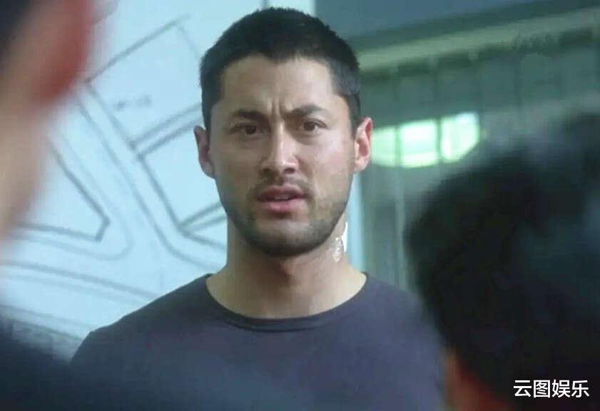 王敏德|又一星二代出道！王敏德儿子宣布进军好莱坞，身材健硕男人味十足