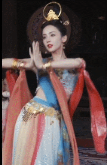 林青霞|同样是“敦煌风”造型，10位女明星放一起对比，颜值差距一目了然
