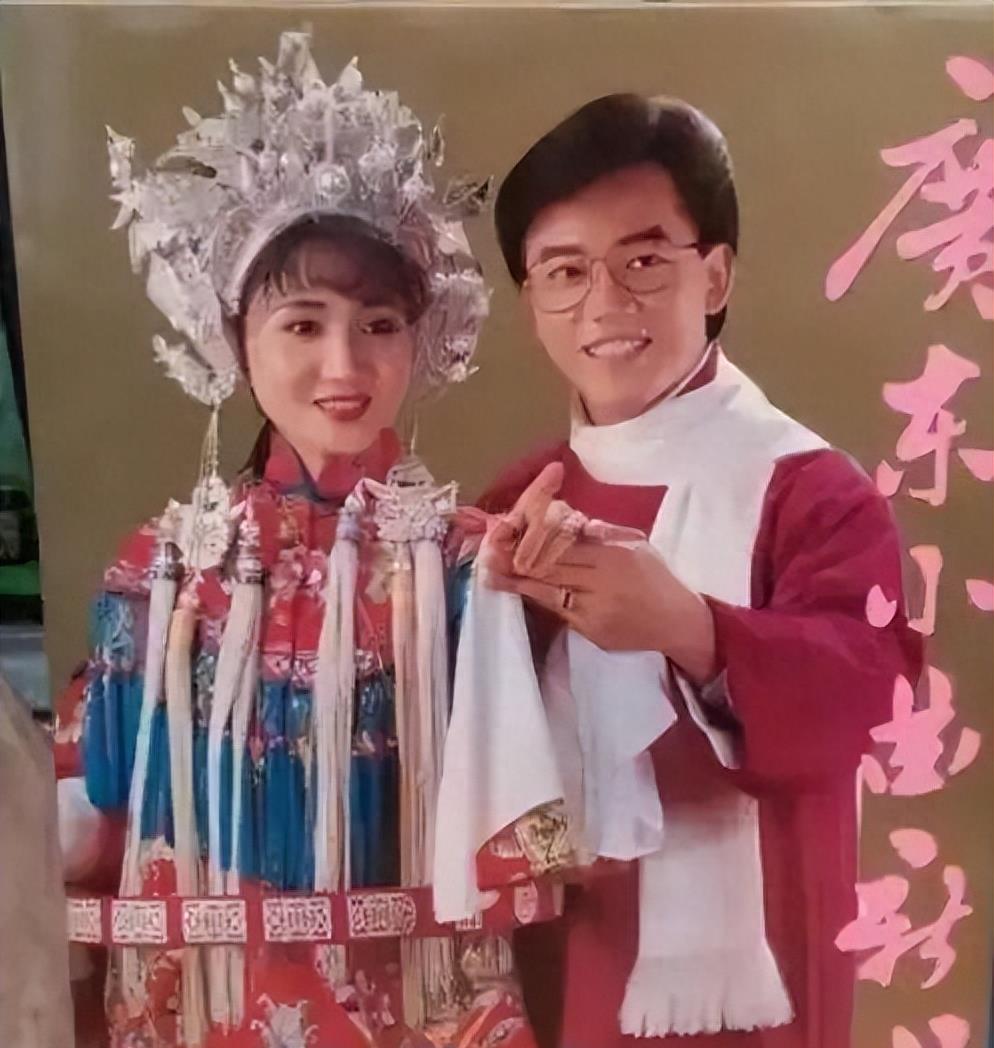 广东台主持人王怡斐近况曝光，重新低调现身，59岁的她成为了王大妈