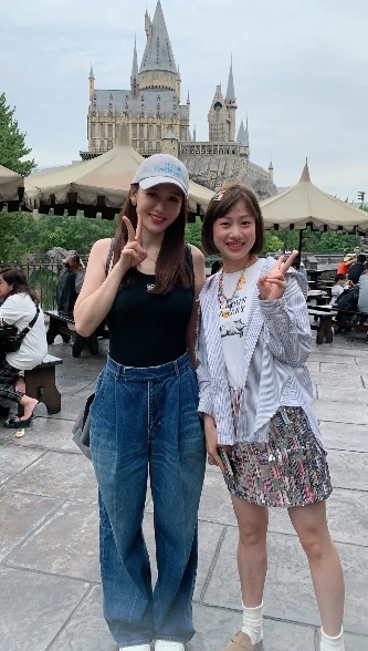 陈乔恩|陈乔恩携夫游大阪，艾伦担任摄影师，路人确认她没过度医美很健康