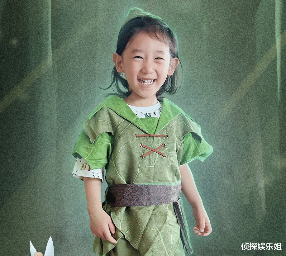 |陈小春小儿子3岁生日照,hoho留长发好秀气,笑起来像爸又像妈