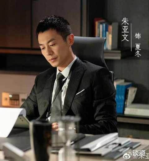 最强大脑|《最强大脑》水哥智商超群颜值逆袭，被夸满40减20，酷似朱亚文和白客