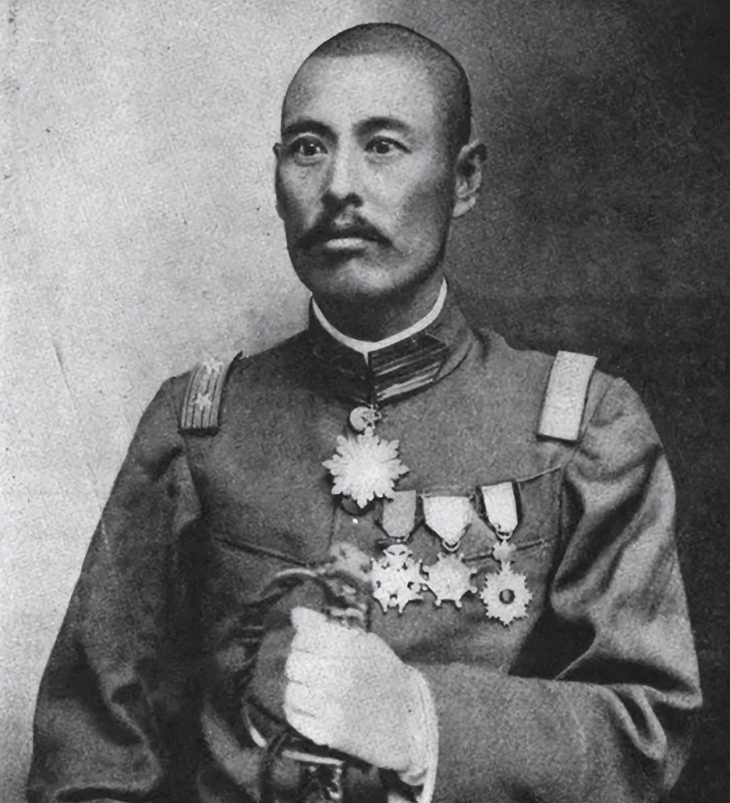 1939年,吴佩孚只因多吃一个羊肉饺子,10天后死在日本人手术台上