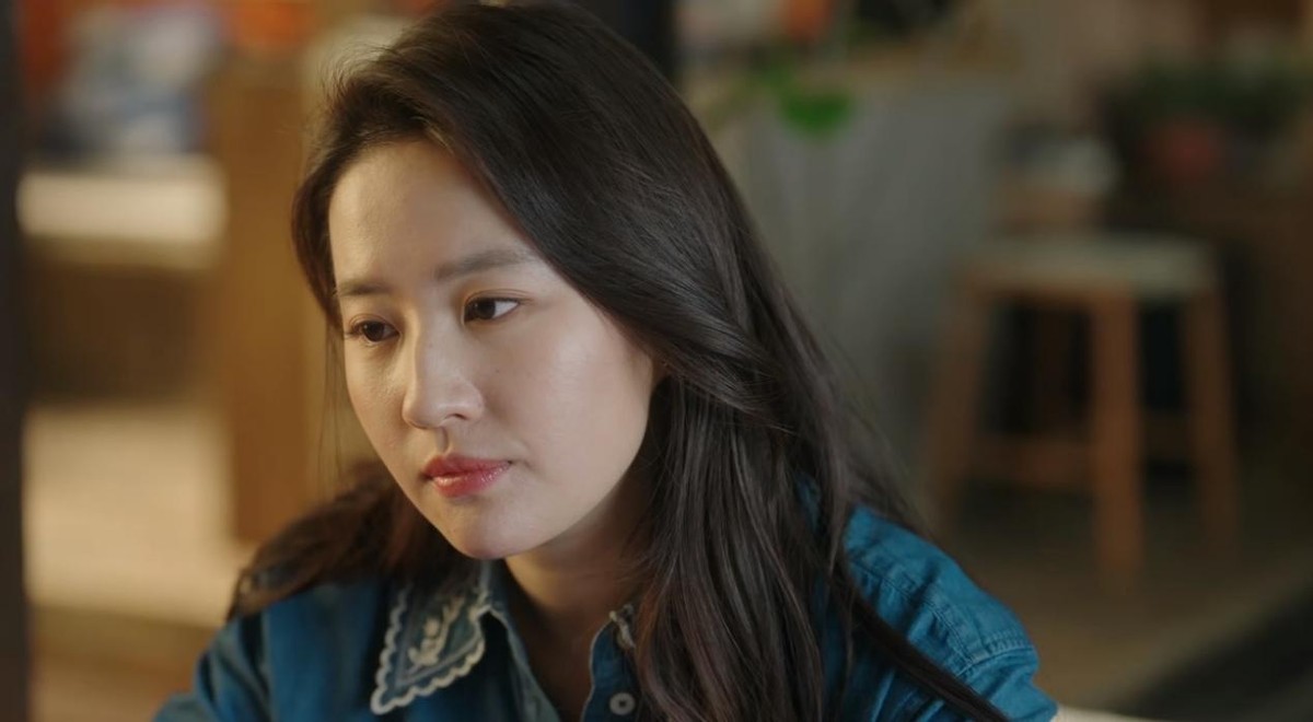 周杰伦|44岁龚蓓苾演女儿,跟44岁“母亲”同框,却毫无违和感