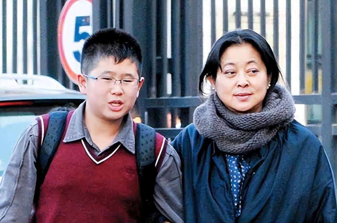倪萍|悲情倪萍:5个男人3段婚姻,为儿治病十载,47岁才嫁给爱情