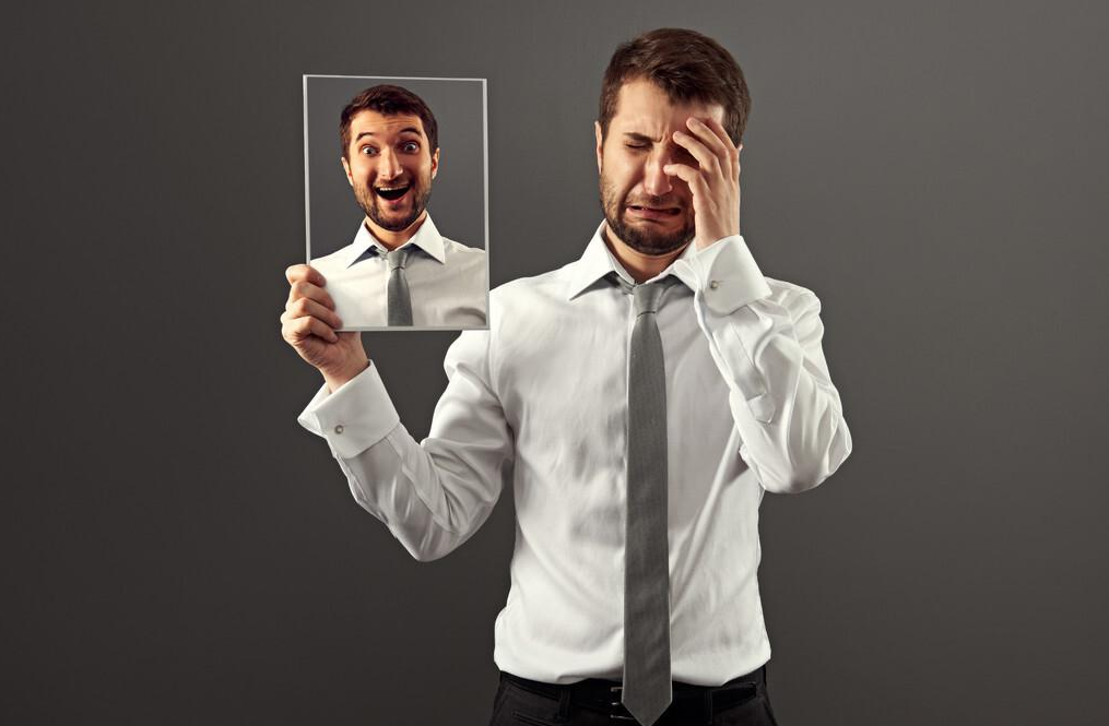 人际关系|行走职场,“睁一只眼闭一只眼”的几件事,人际关系会上一个台阶