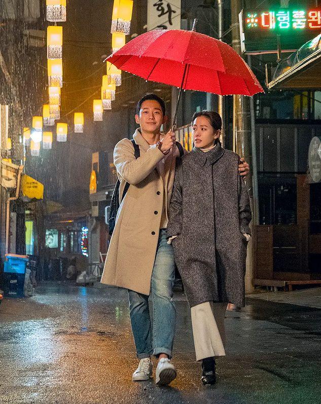 孙艺珍|《经常请吃饭的漂亮姐姐》4年,孙艺珍怀孕,丁海寅成时尚宠儿