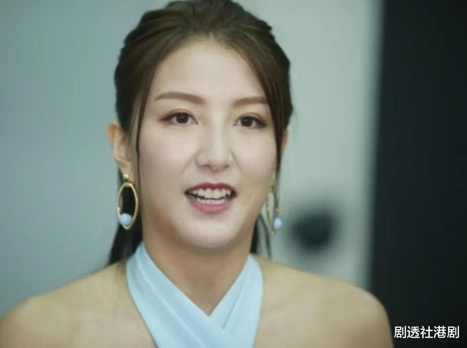 结束16年长约！港女星今主业当皮纹分析师，但表明不会放弃幕前