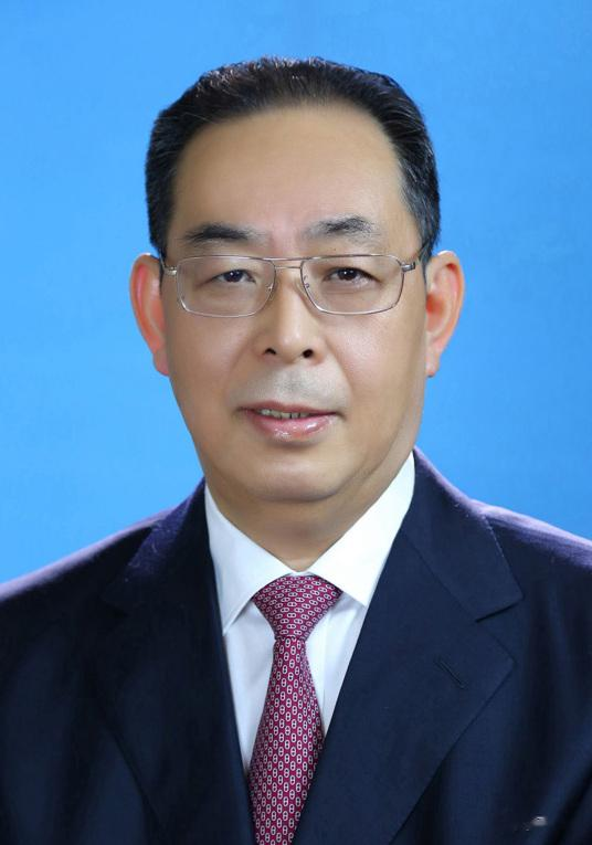 云南省公安厅交警总队原副总队长陈德忠(已退休)接受监察调查据丽江市