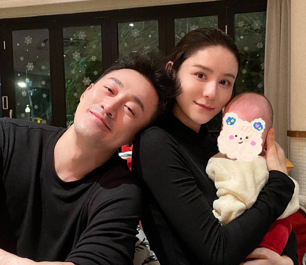 林峰妻子生图被曝,毛孔粗大苍老10岁,林峰发际线上移