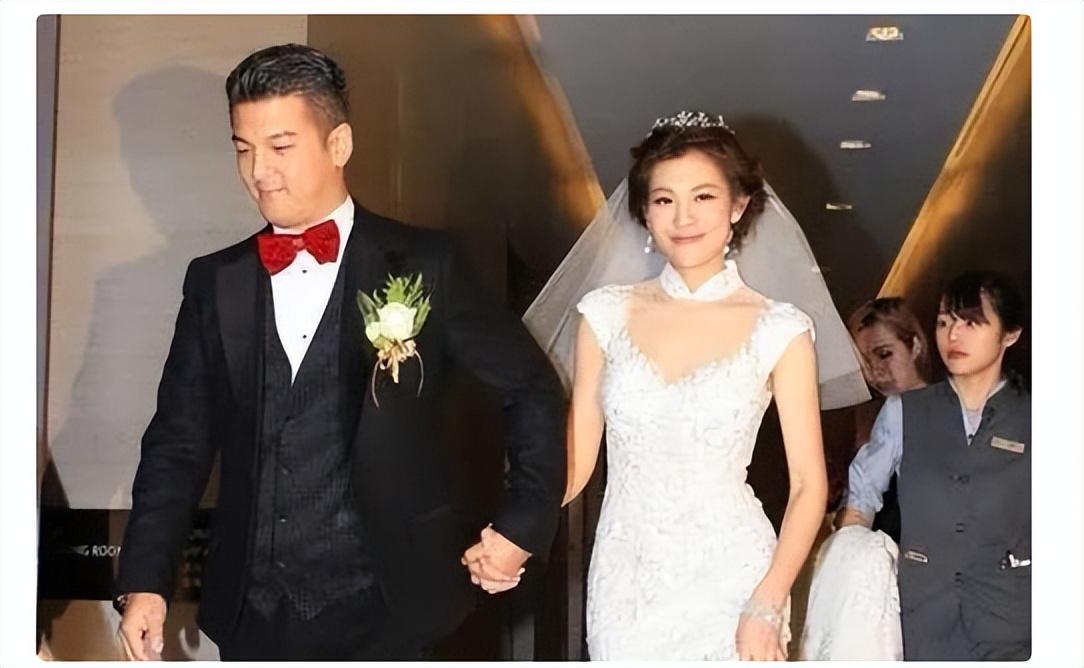 出道干爹护航,拔亲爹氧气管,45岁拿影后,她的黑历史都忘了吗?