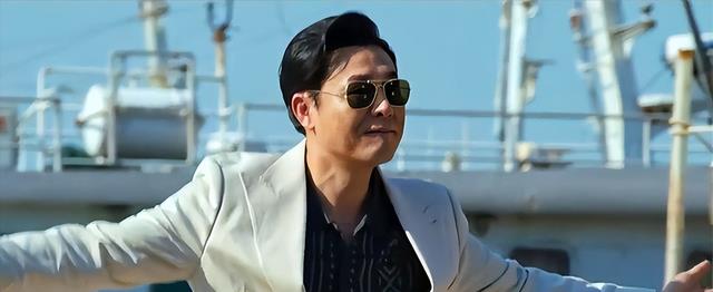 张颂文|张颂文:陪父亲逛超市,父子俩穿着质朴低调,看来租房住所言不假