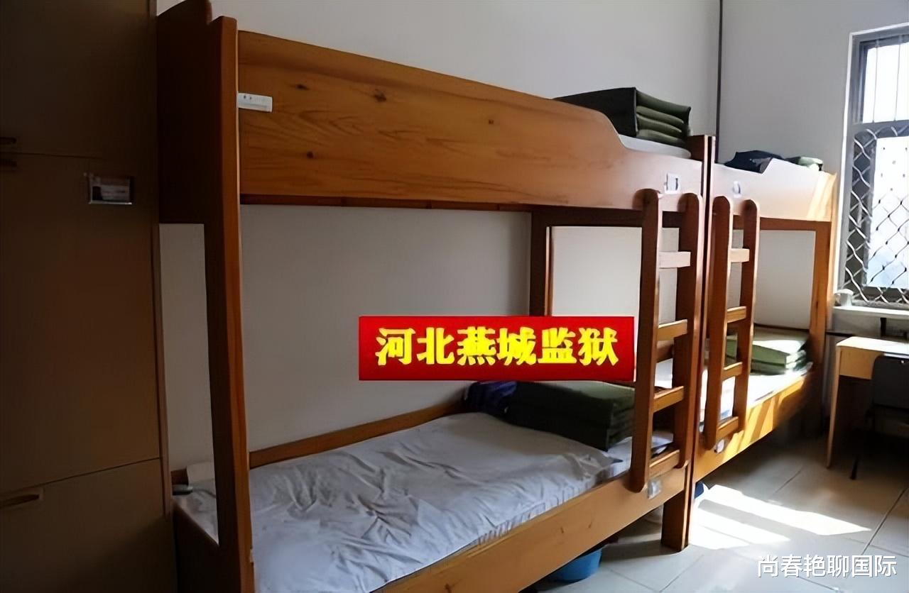 郭德纲|吴某凡监狱近况曝光：脸吃圆肿，待人友好，升为二班长，坚持写歌！