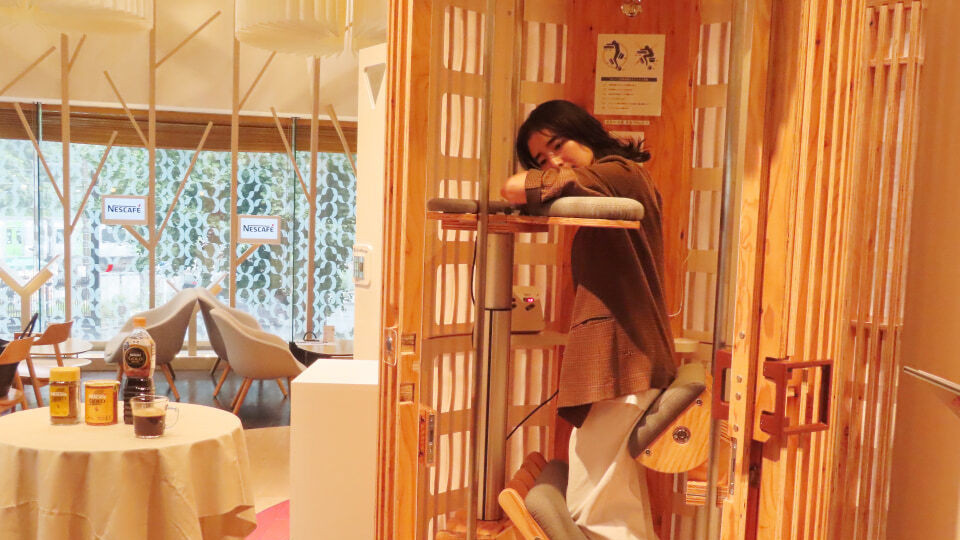 日本|日本推出站立式睡眠舱，41元半小时还送一杯咖啡，站着怎么睡？