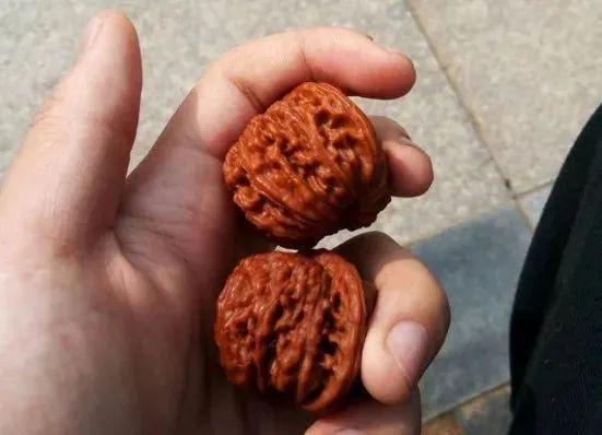 十几块的文玩,盘起来竟然也很好看!