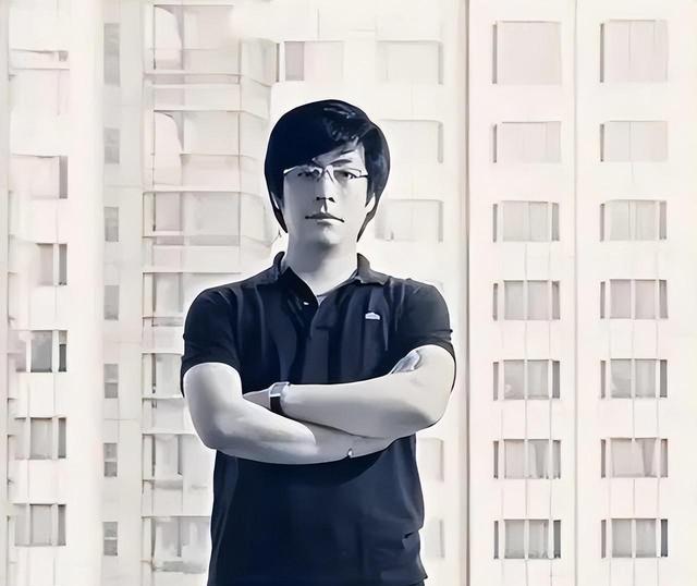 李湘为什么这么有钱？翻看她的履历，才发现她的钱来自这些地方