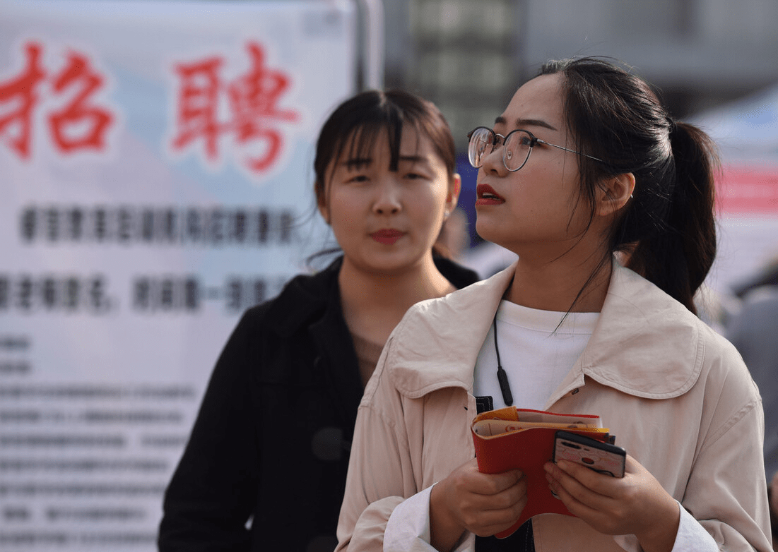 云浮|跨考硕士沦为“万人嫌”：因专业不一致，刚签的offer变废纸一张
