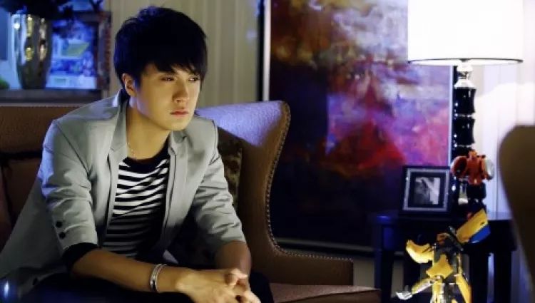 迟帅|42岁迟帅罕晒娃,曾和姚笛同居7年,今资产过亿成人生赢家