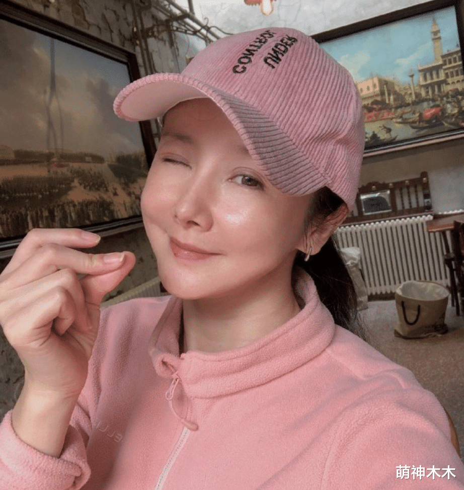 孙菲菲发文怒怼张汉杰老婆！曝其有“偷窃癖”，导演心虚注销微博