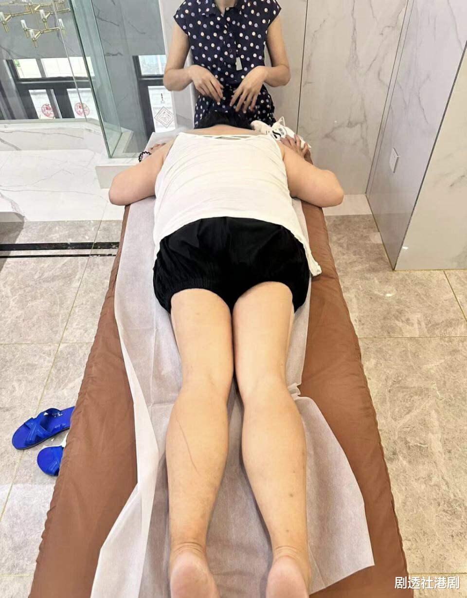 陈嘉佳|好老板！知名港星被曝获王祖蓝邀约入减肥营，4万费用无需自己付