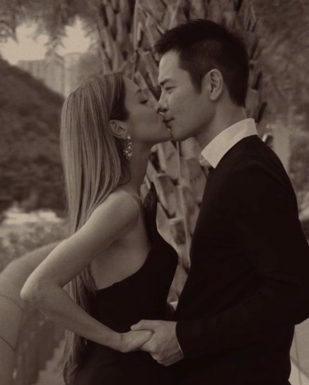 相差22岁？没有关系，这对“父女恋”越来越甜了