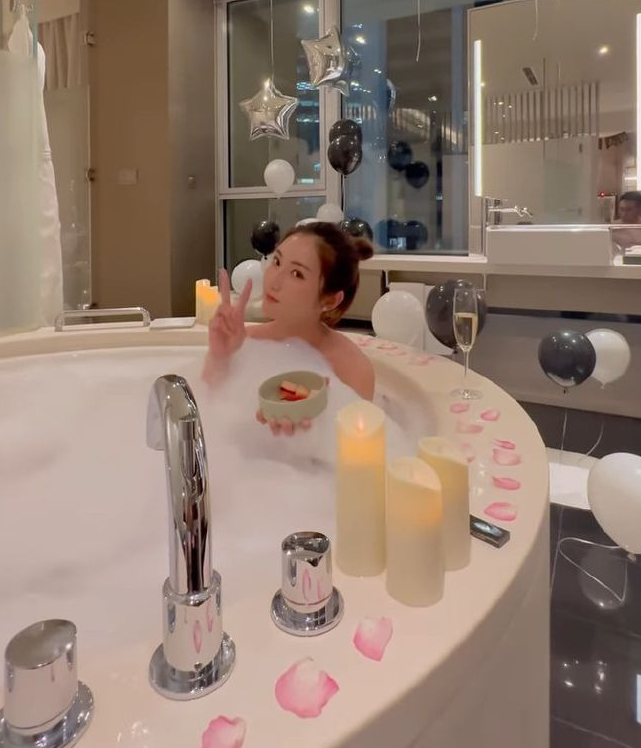 恭喜!TVB又一“嘉欣”港姐宣布结婚,如愿嫁入豪门做阔太