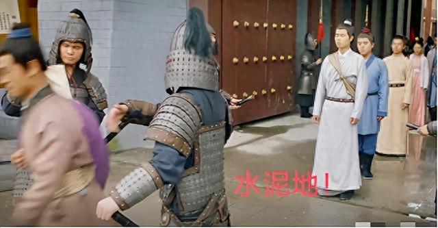 古装剧有多糊弄人？黄头发、吃西餐、鸭脖当灵石，还能拍出经典么