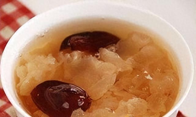 戒烟后，变黑的肺还能白回来吗？医生：戒烟尽量不要晚于这个岁数