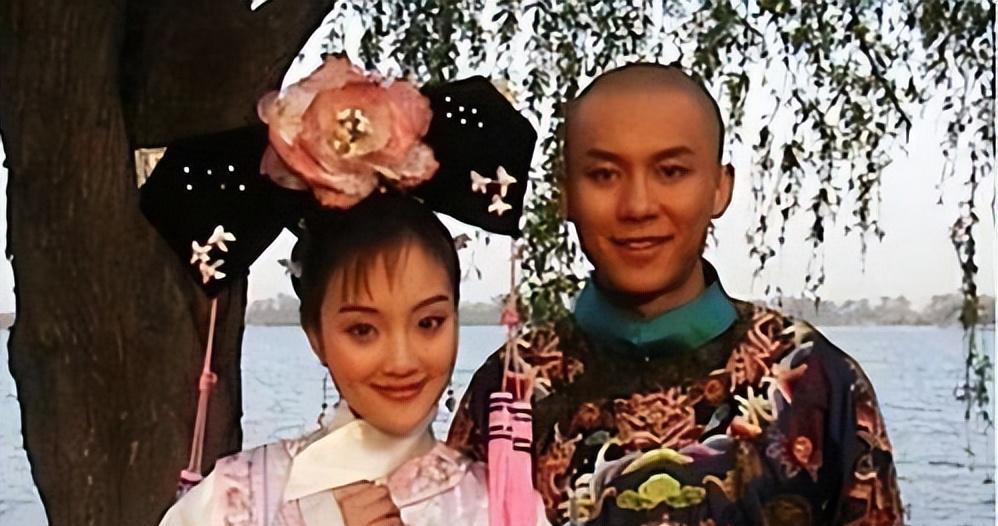 离婚后放飞自我，红杏出墙私交混乱，“风流美娇妻”李小璐现形记曝光