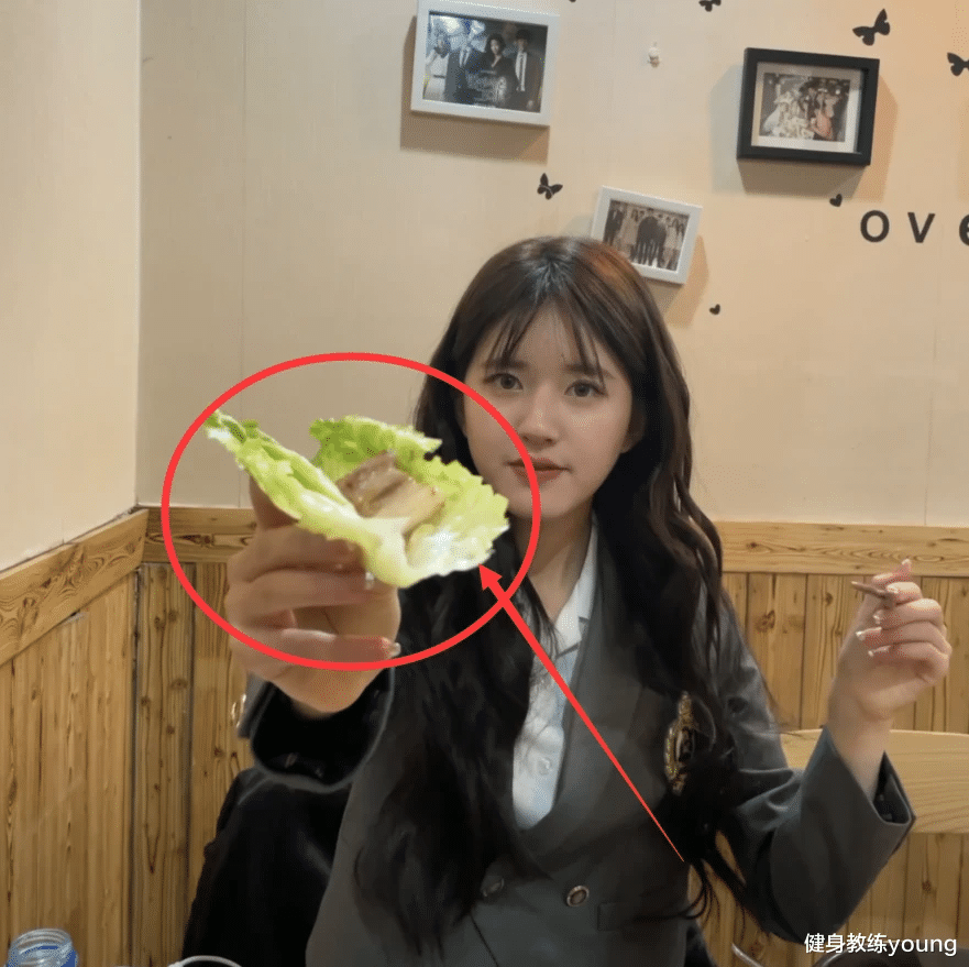 曾被嘲“最胖女演员”，如今变气质女神，赵露思分享减肥方法