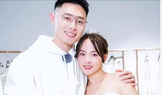张嘉倪带俩儿子拍杂志封面，间接回击婆婆，买超举动显端倪