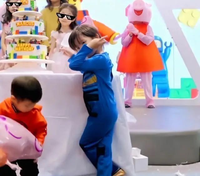 资深娱记曝张柏芝三胎爸爸身份:争夺抚养权想不断地拿抚养费?