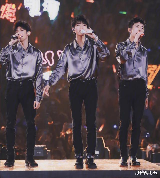 太离谱!学生妹卖完“初次”又“洛带”,只为看一场TFBoys演唱会