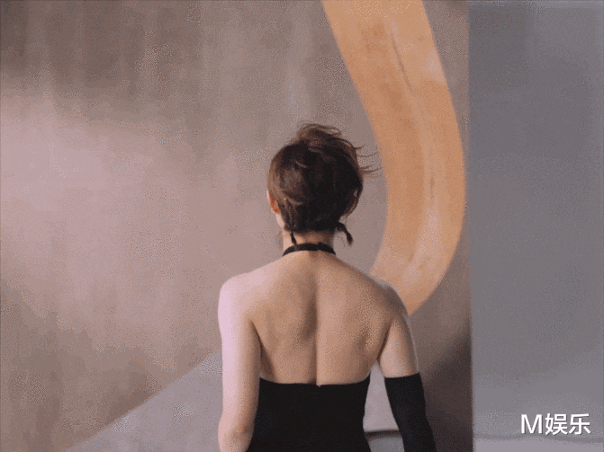 孙俪拍杂志被群嘲！膀大腰圆眼睛突出，她怎么变成这样了？