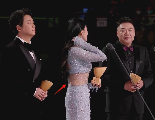 “丰满有料”的郭碧婷一出手,治愈多少年轻人的精神内耗